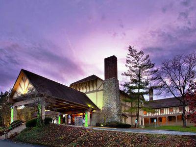 At Six Flags Saint Louis By Ihg Eureka